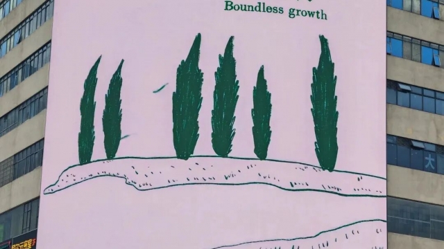 婦女節(jié)商場大屏文案刷屏：每一句都比廣告語更懂女性